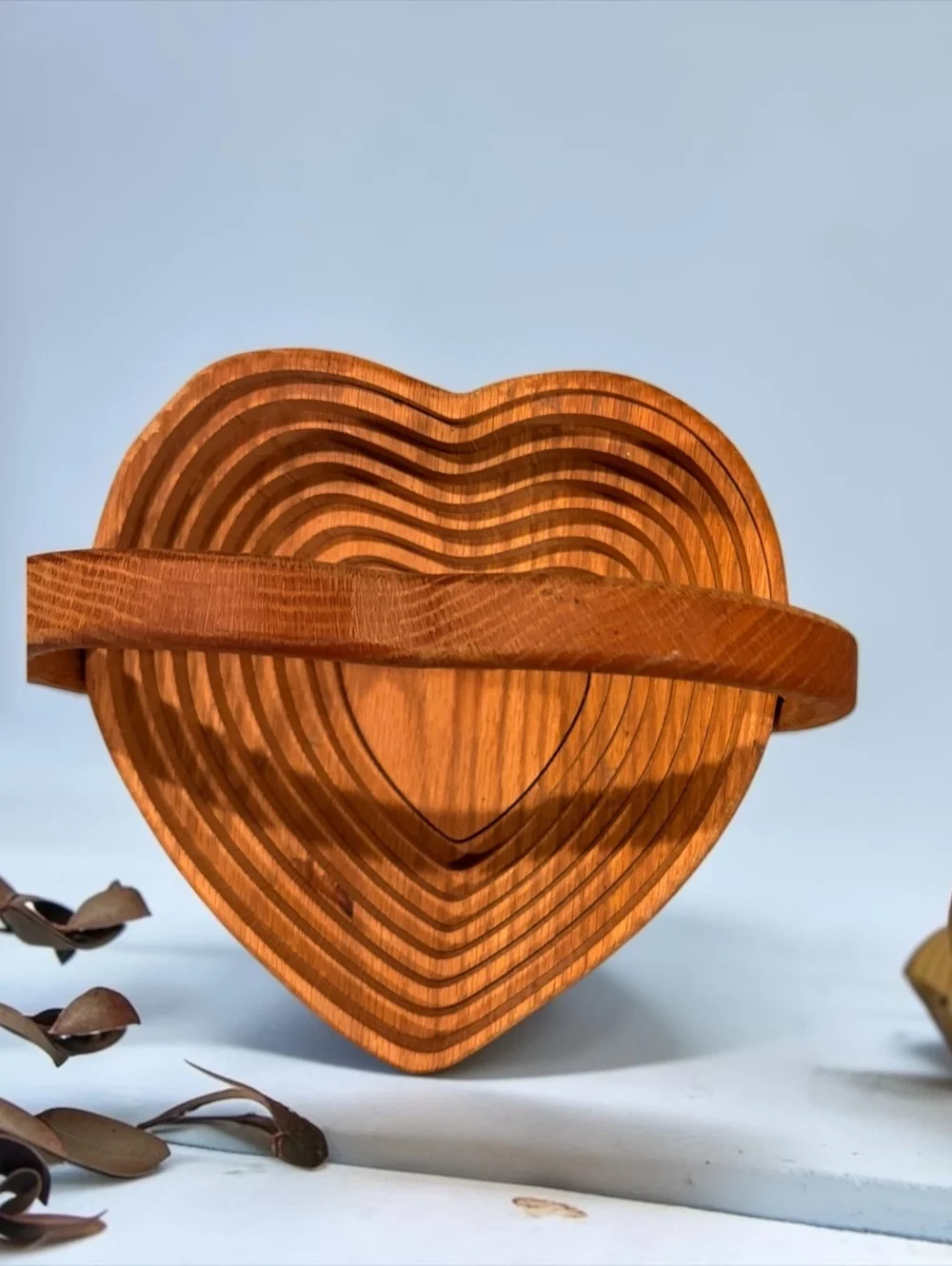 Vintage Heart-Shaped Nested Wood Basket Set with Handle – Mid-Century Decorative